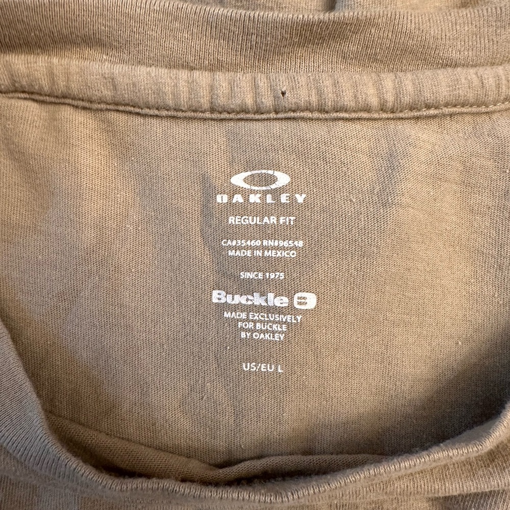 Men’s T-Shirt - Picture 3 of 3